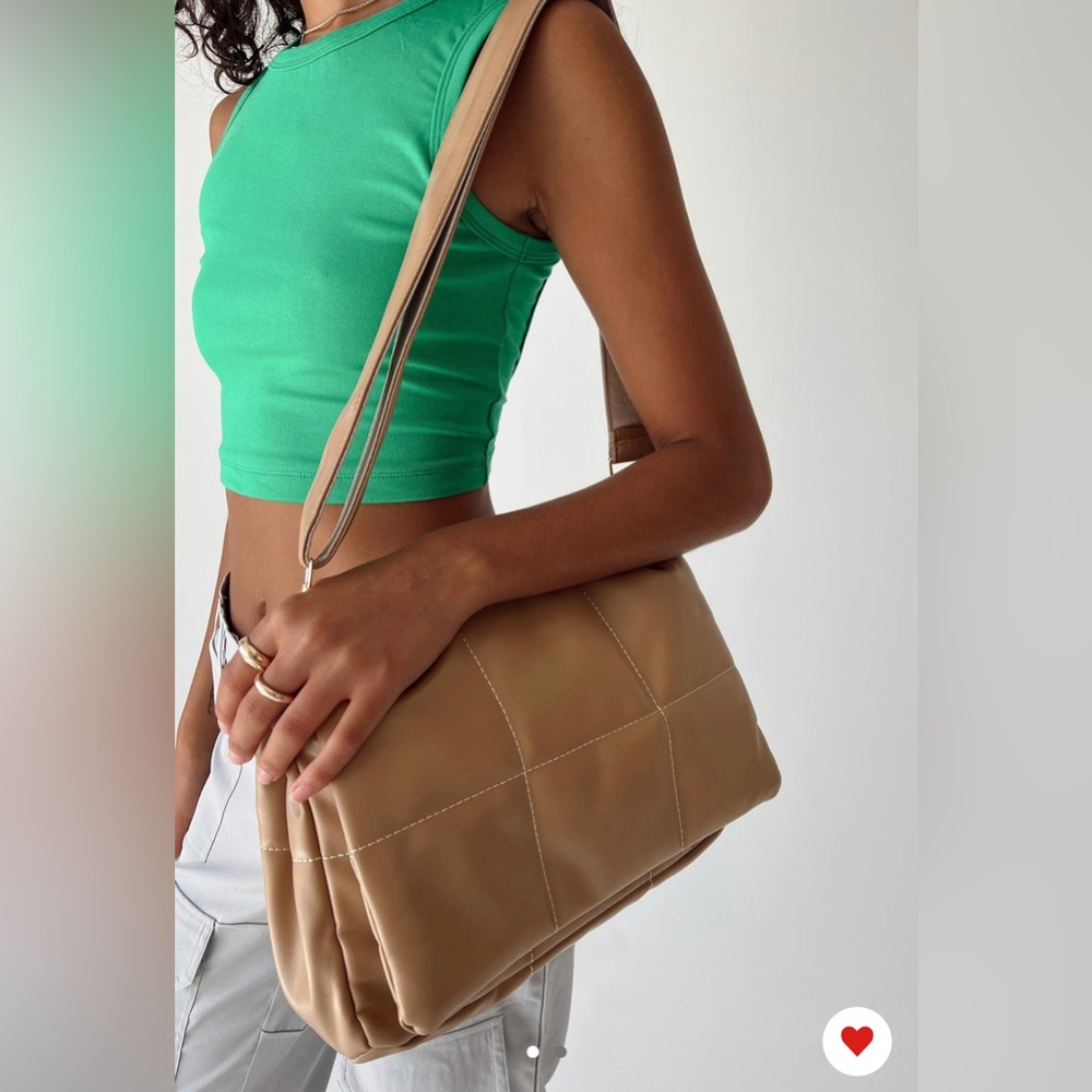 Quilted faux leather shoulder bag